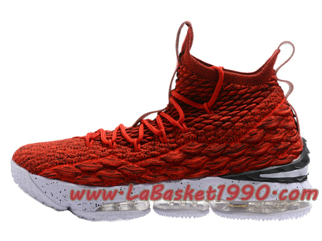 chaussure nike lebron 15 chaussure nike lebron 15