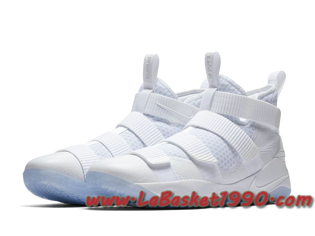 zoom soldier 11